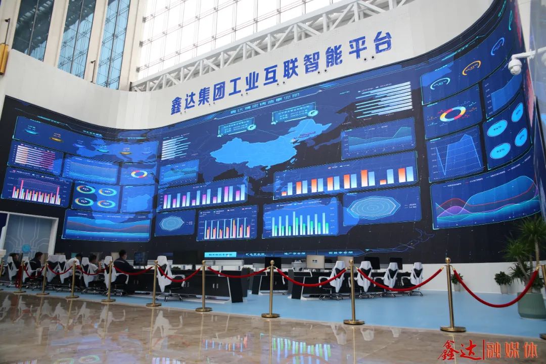 接受领导人检阅 | xkty.com星空智能显示助力紫金山实验室展现强劲创新力